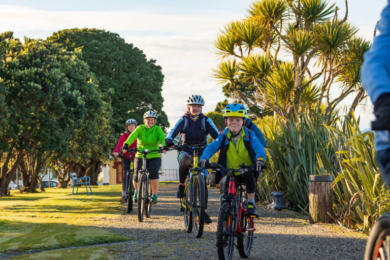 nearby hokitika kiwi holiday park activities sights eateries camping motels stay hoki